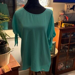 Women’s Casual Short-Sleeve Top in Aqua